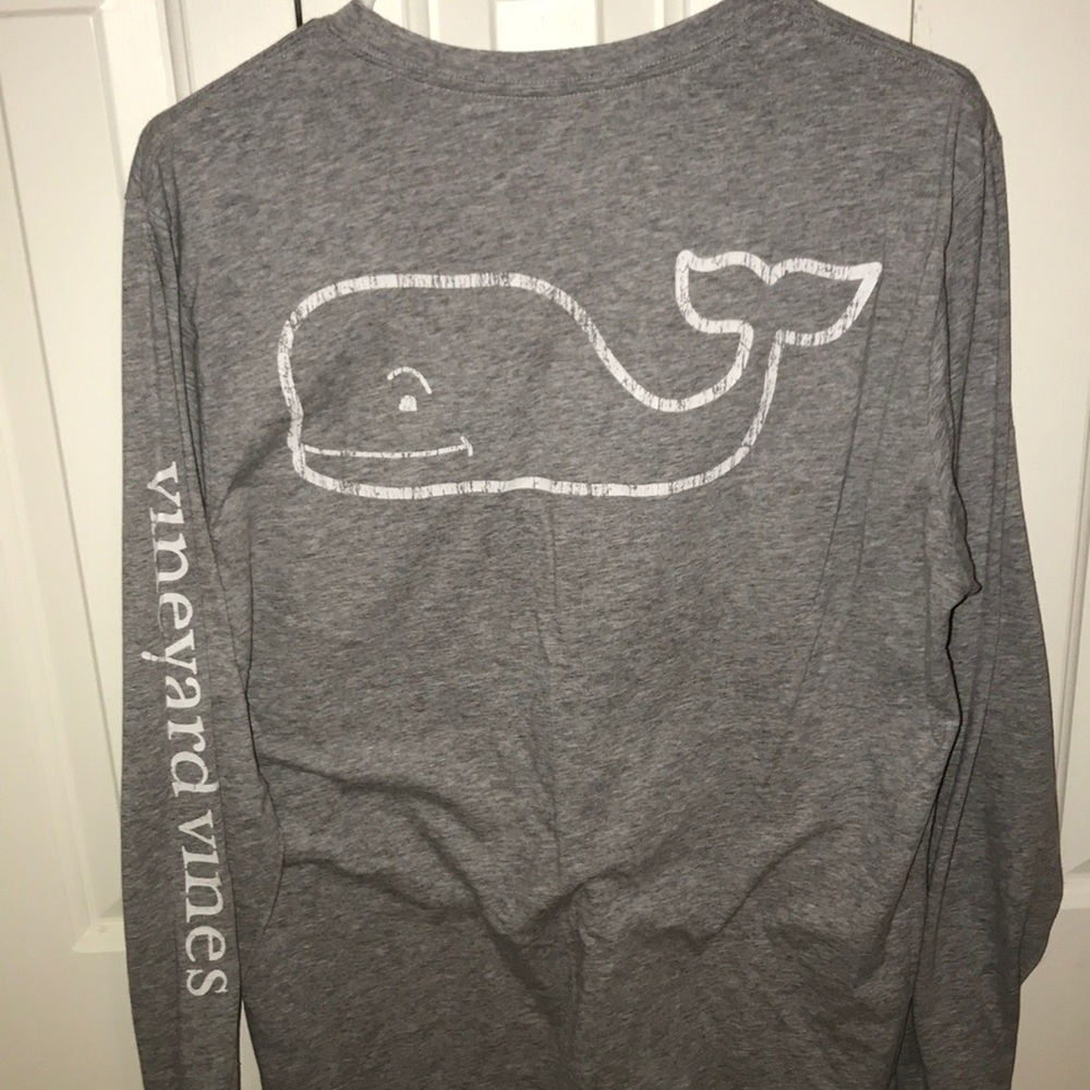 Grey vineyard vines long sleeve